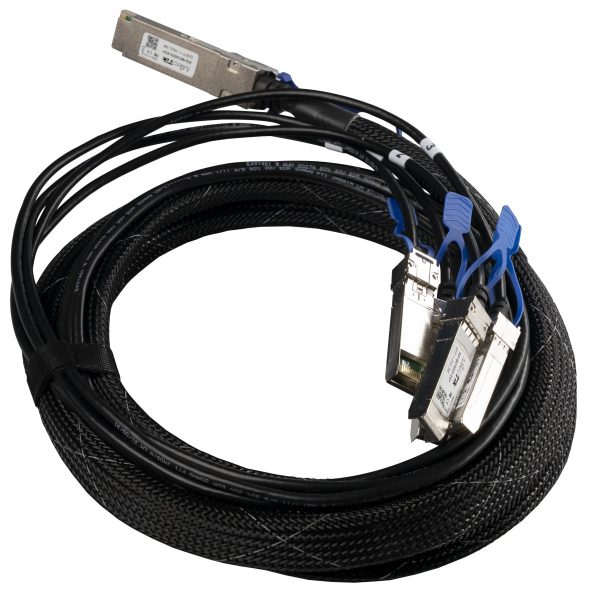 MikroTik XQ+BC0003-XS+ | 3m 100G to 25G Breakout Cable