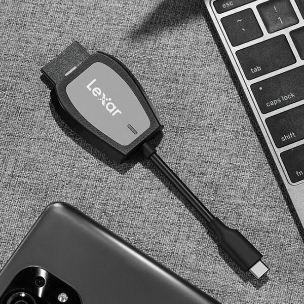 Lexar Professional USB-C Dual-Slot Card Reader