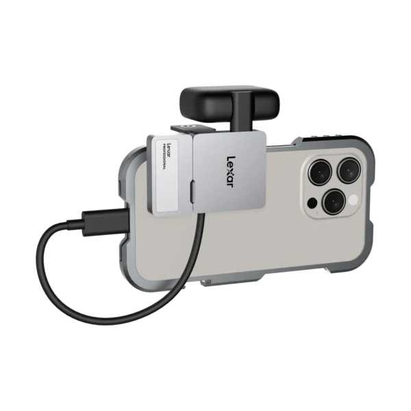 Lexar Professional Go 2TB with Hub