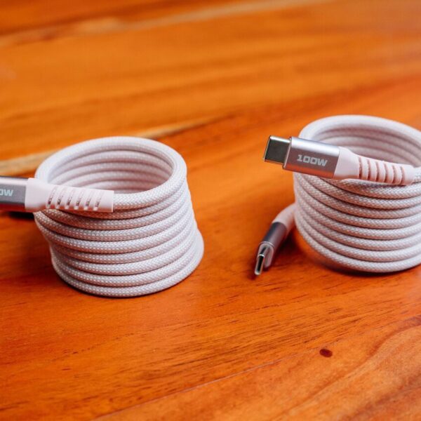 Verbatim Sync & Charge Magnetic USB-C