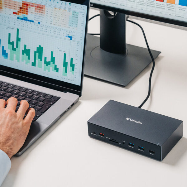 Verbatim CDS-17 USB-C Pro Docking Station