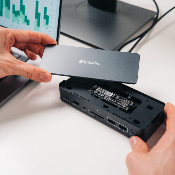 Verbatim CDS-15S USB-C Pro Docking Station
