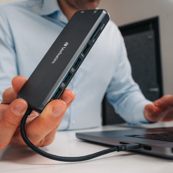 Verbatim USB-C Pro Multiport Hub CMH-14