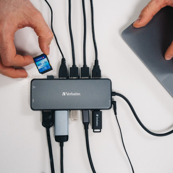 Verbatim USB-C Pro Multiport Hub CMH-14